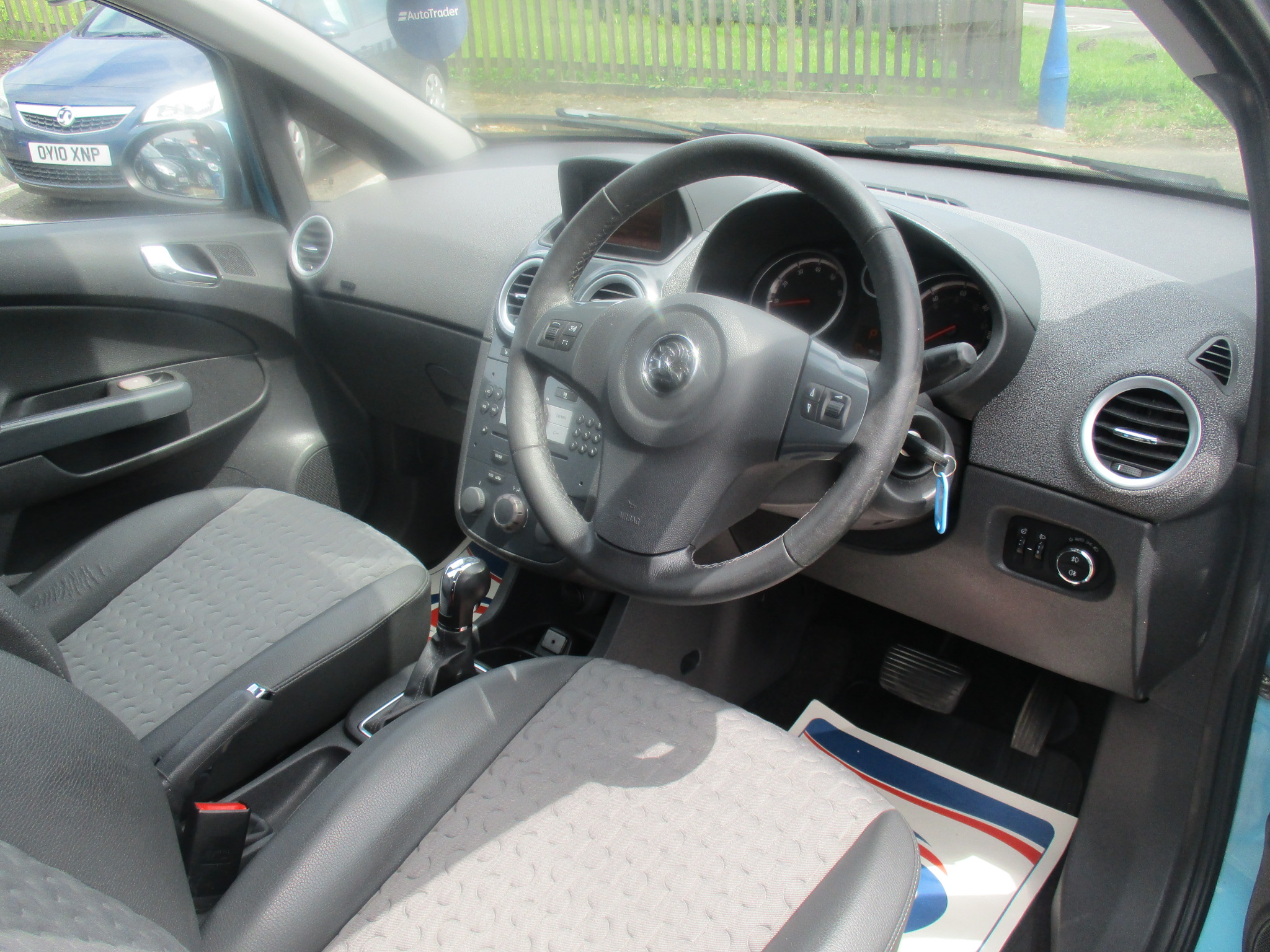 VAUXHALL CORSA 1.4 16V SE (AUTO) 2011